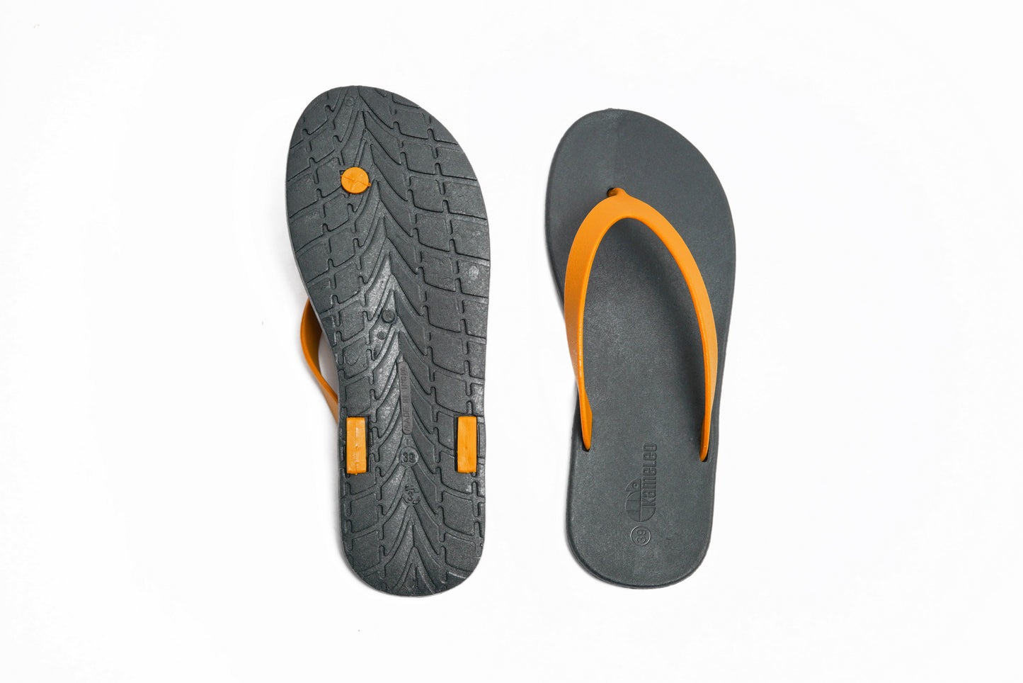 Flippy Black Sole Caramel Strap