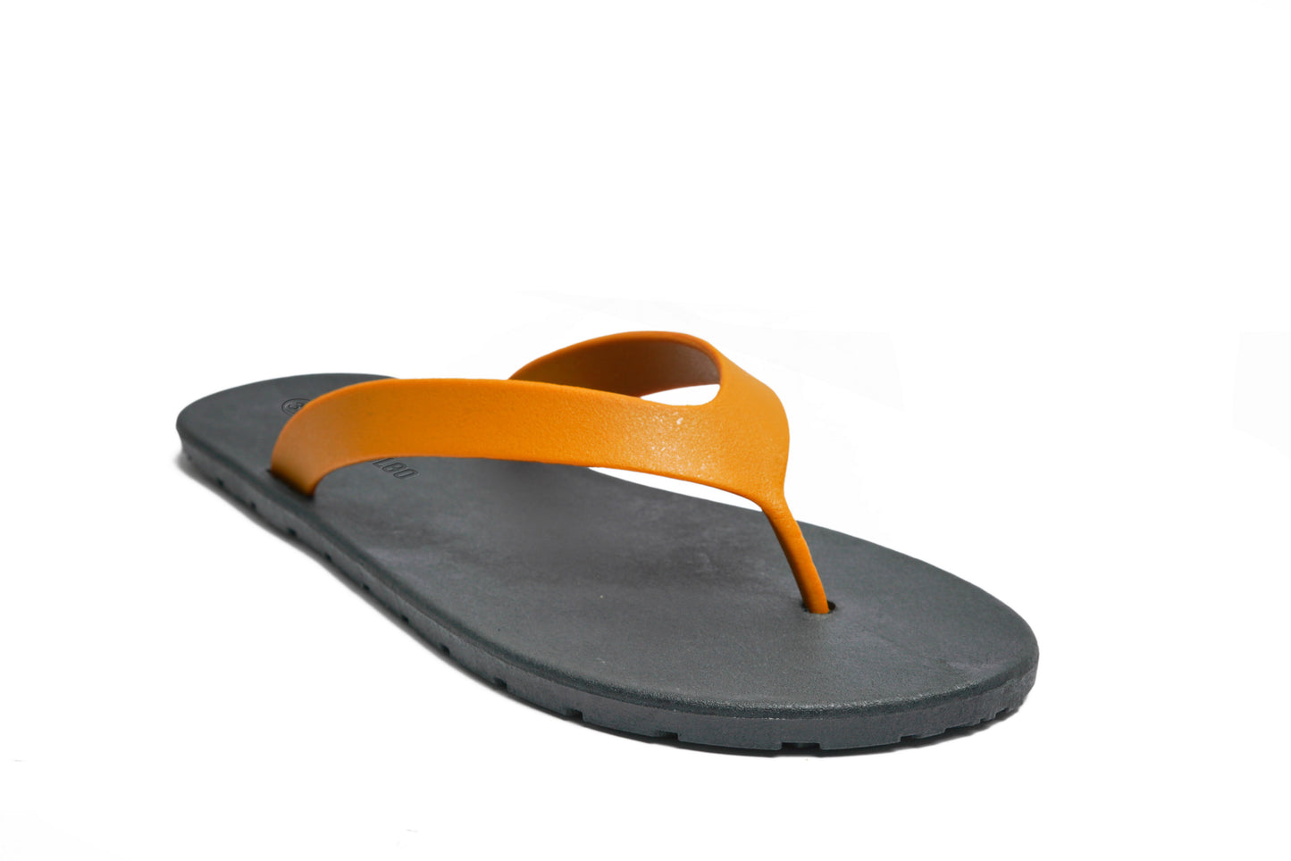 Flippy Black Sole Caramel Strap