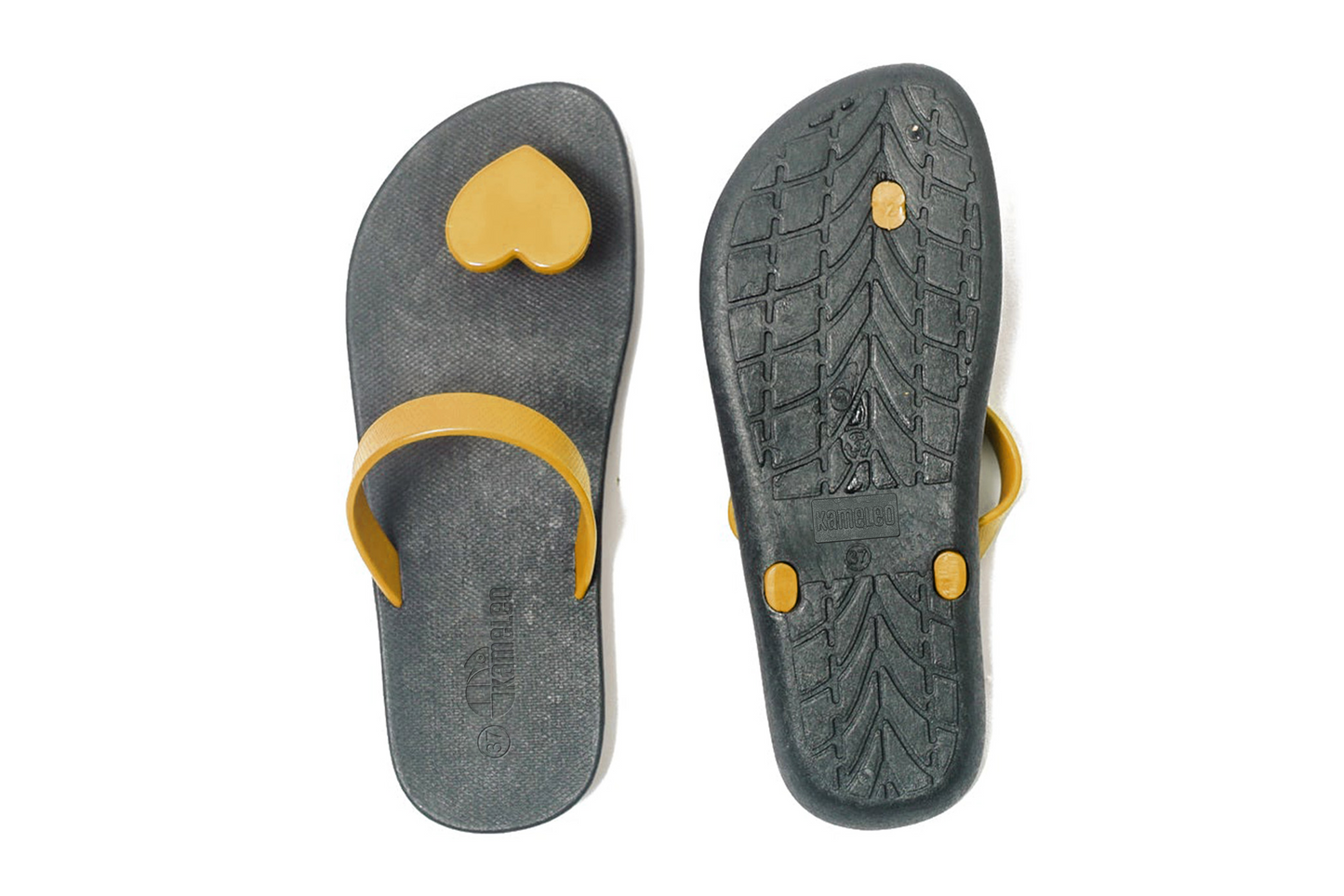 Poppi Heart Black Sole Caramel Strap