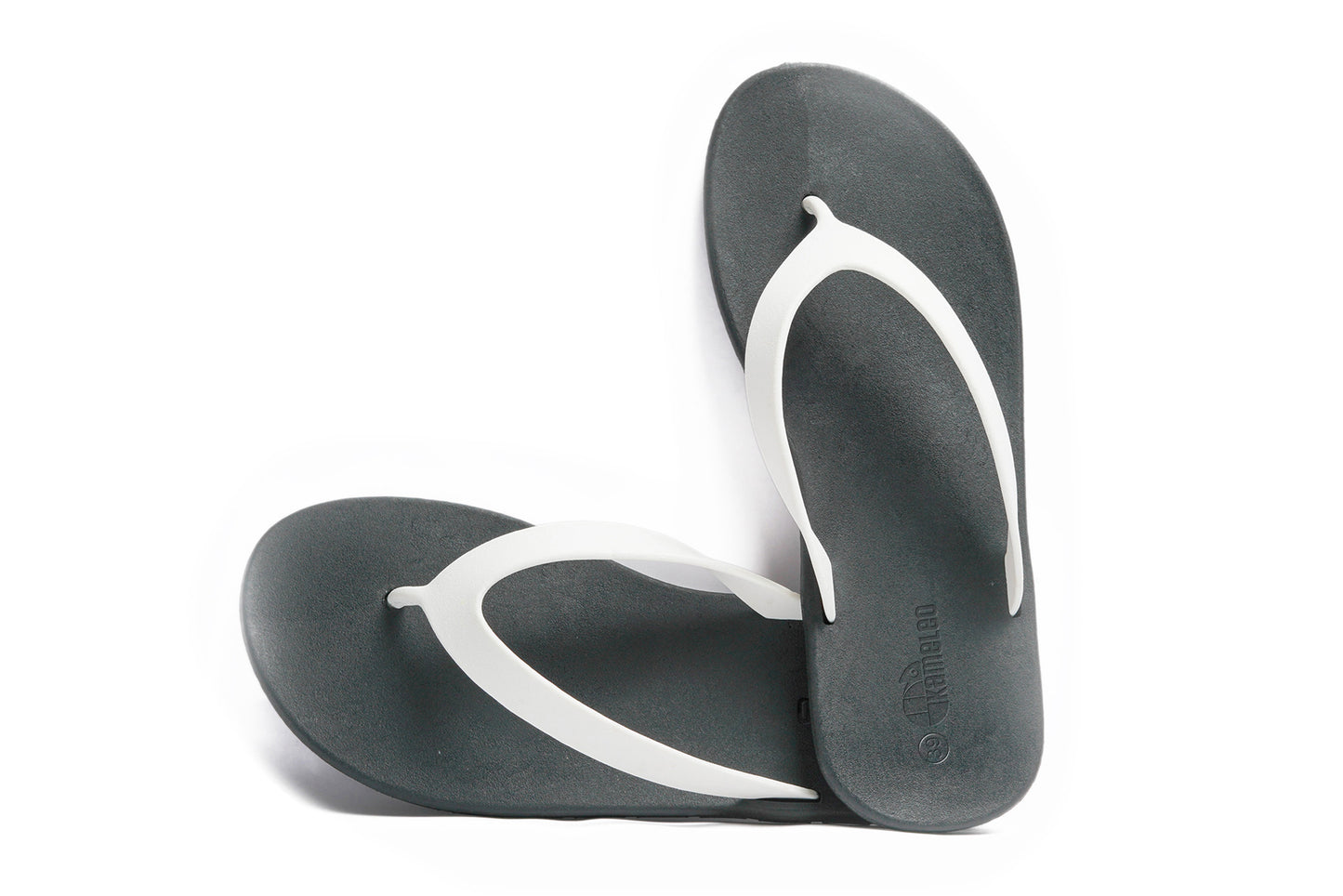 Flippy Black Sole White Strap