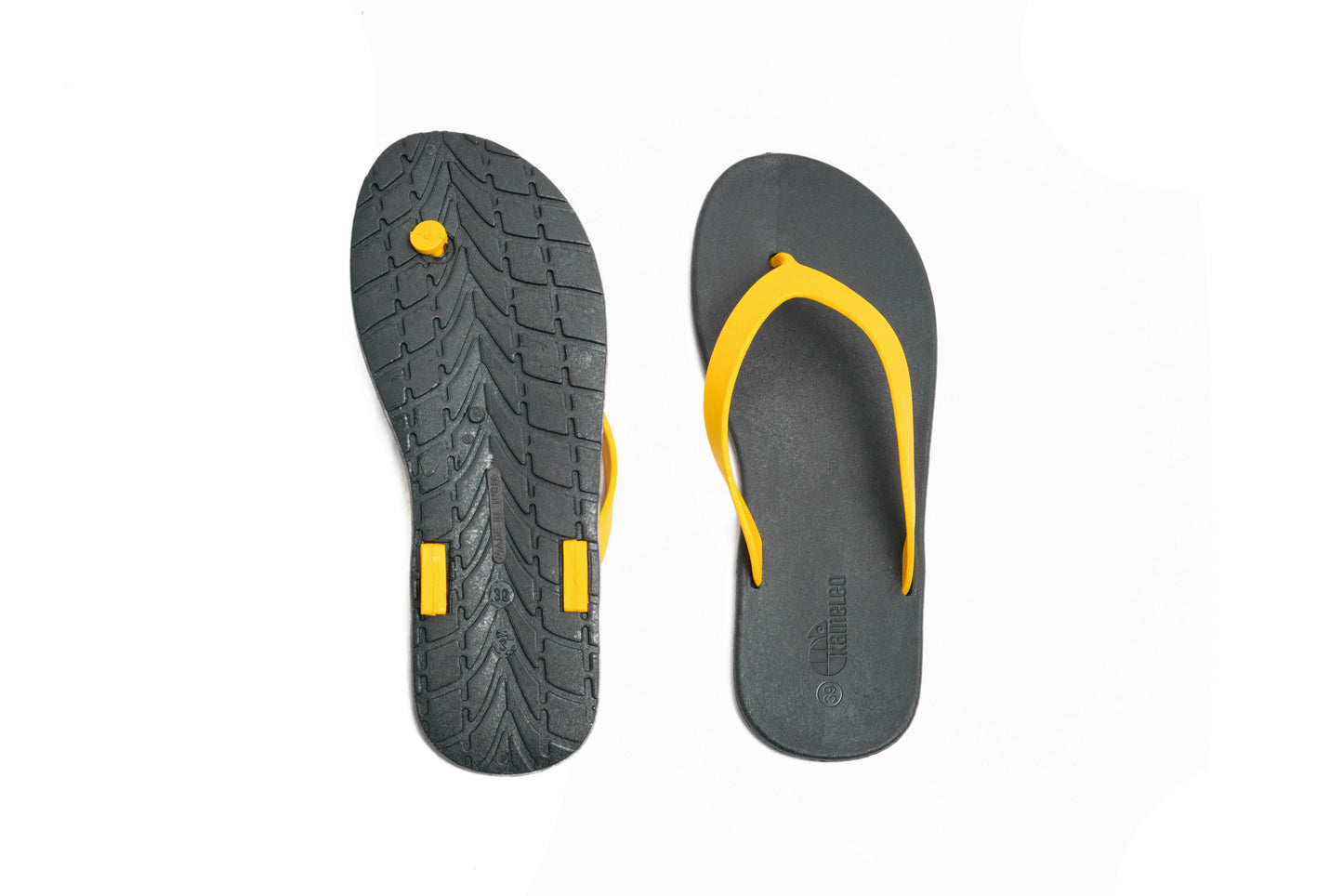 Flippy Black Sole Yellow Strap