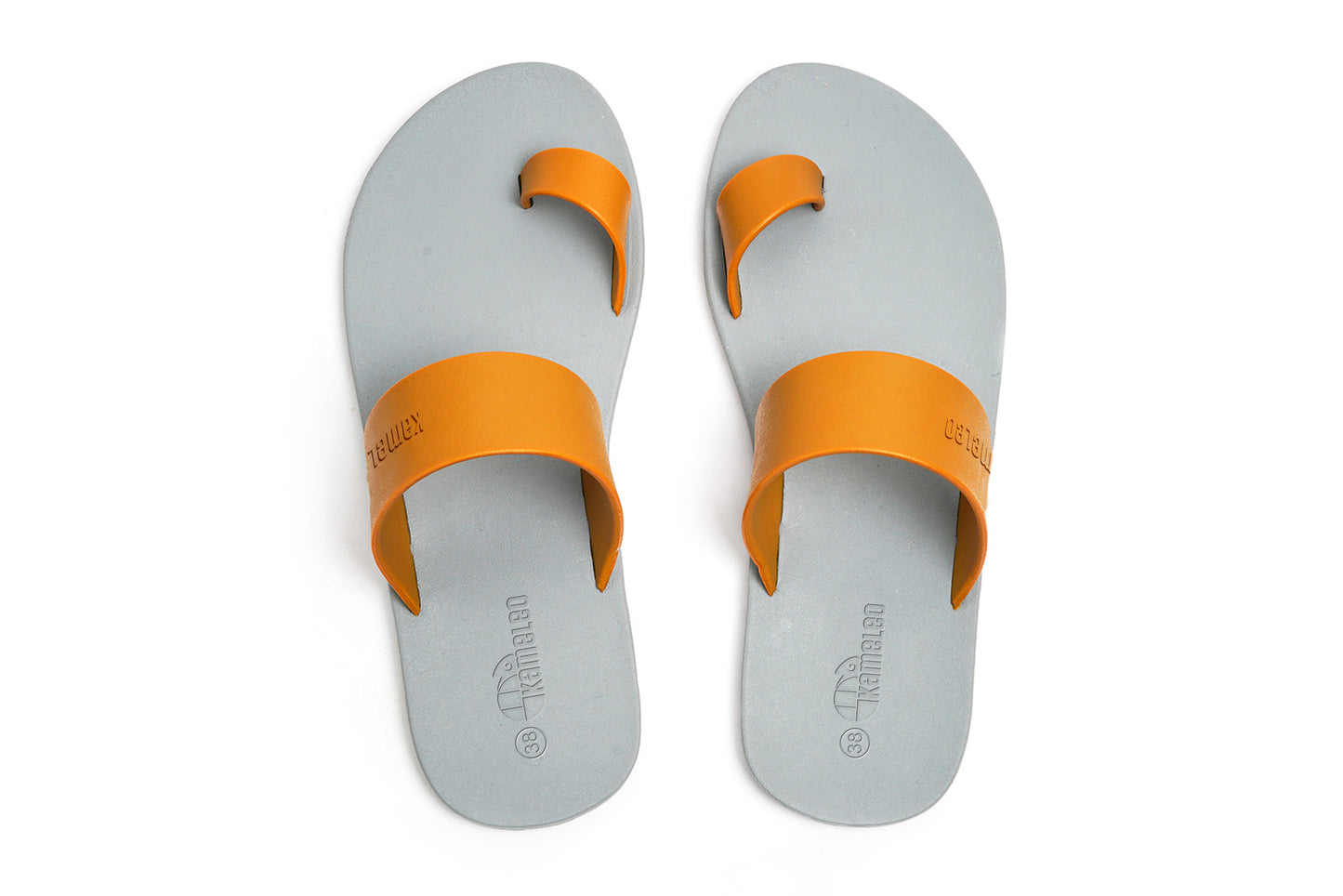 Pop Thumb Grey Sole Caramel Strap