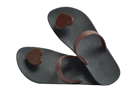Poppi Heart Black Sole Brown Strap