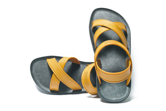Cross Plus Black Sole Caramel Strap