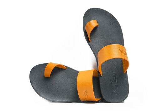 Pop Thumb Black Sole Caramel Strap