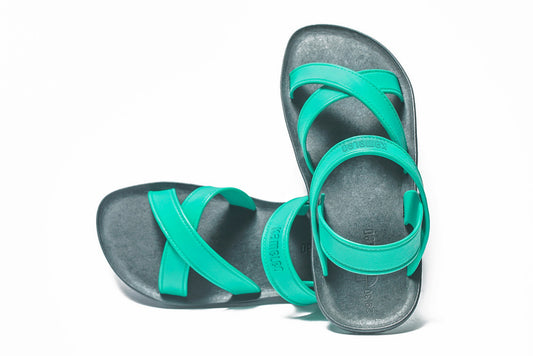Cross Plus Kids Black Sole Green Strap