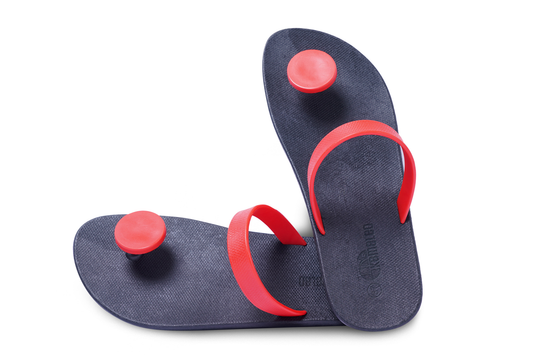 Poppi Dot Black Sole Red Strap