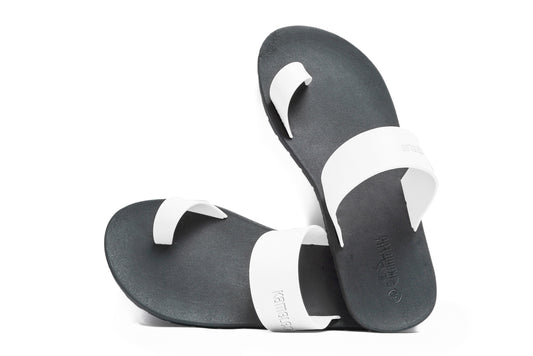 Pop Thumb Black Sole White Strap