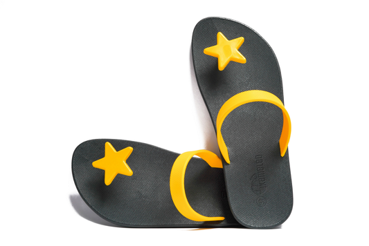 Poppi Star Black Sole Yellow Strap