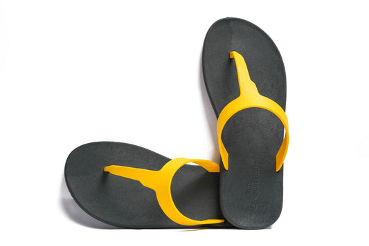 Thongs Black Sole Yellow Strap