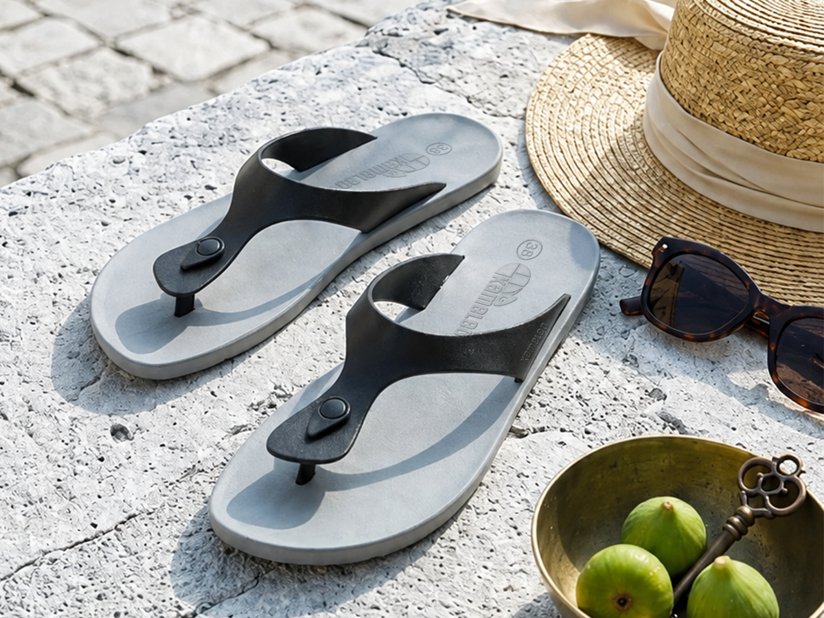 Candy Grey Sole Black Strap