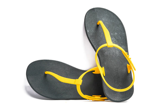 Saily Black Sole Yellow Strap