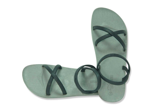 Cross Slim Grey Sole Black Strap