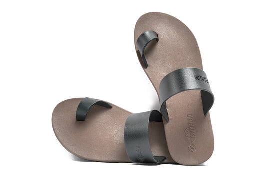 Pop Thumb Brown Sole Black Strap