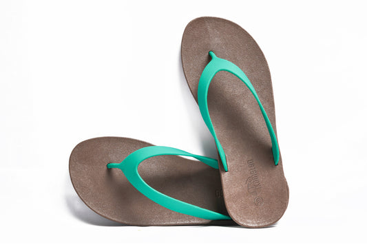Flippy Brown Sole Green Strap