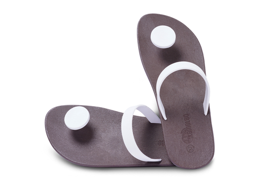 Poppi Dot Brown Sole White Strap