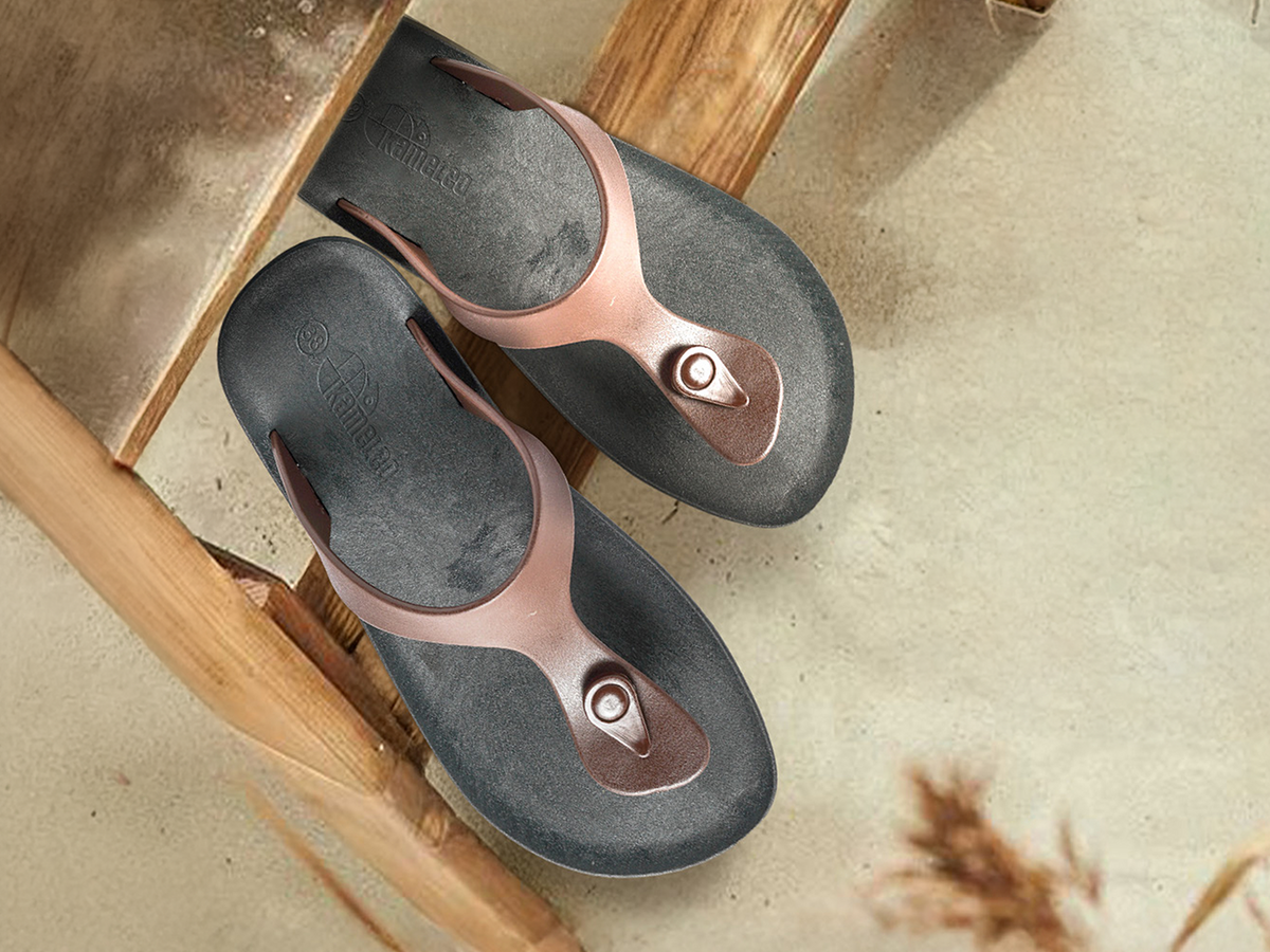 Candy Black Sole Brown Strap