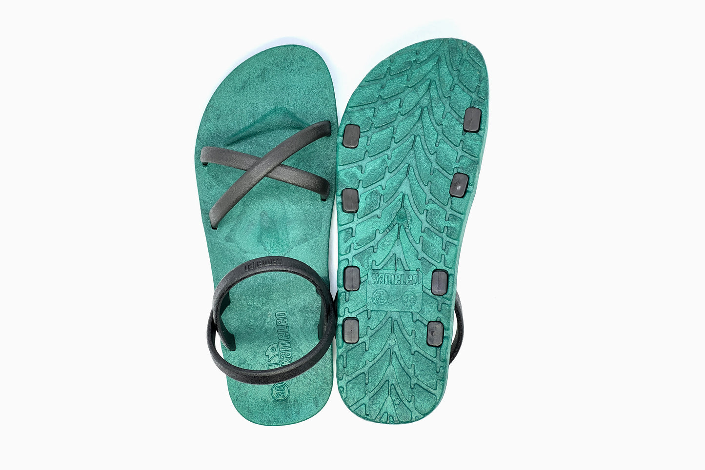 Cross Slim Green Sole Black Strap