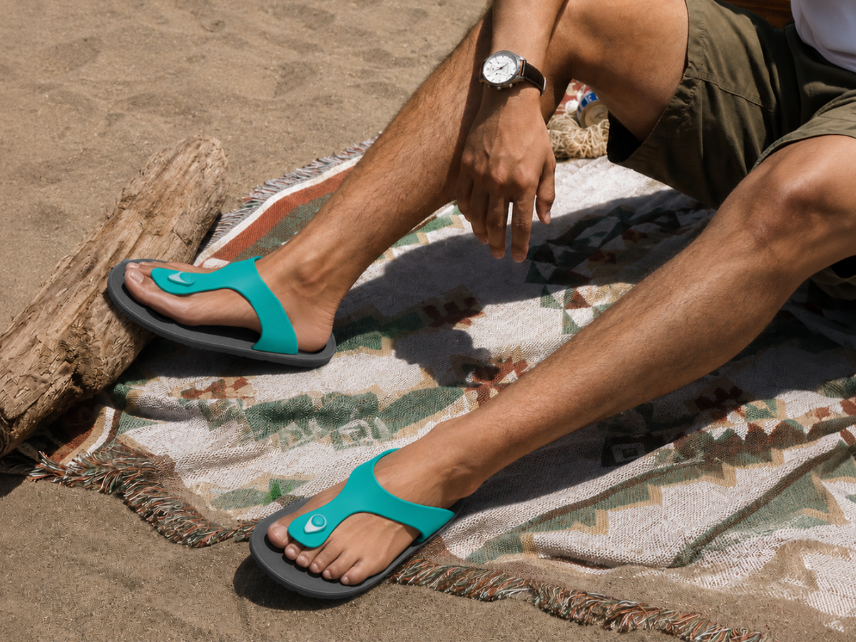 Candy Black Sole Green Strap