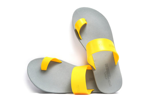 Pop Thumb Kids Grey Sole Yellow Strap