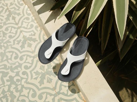 Candy Black Sole White Strap
