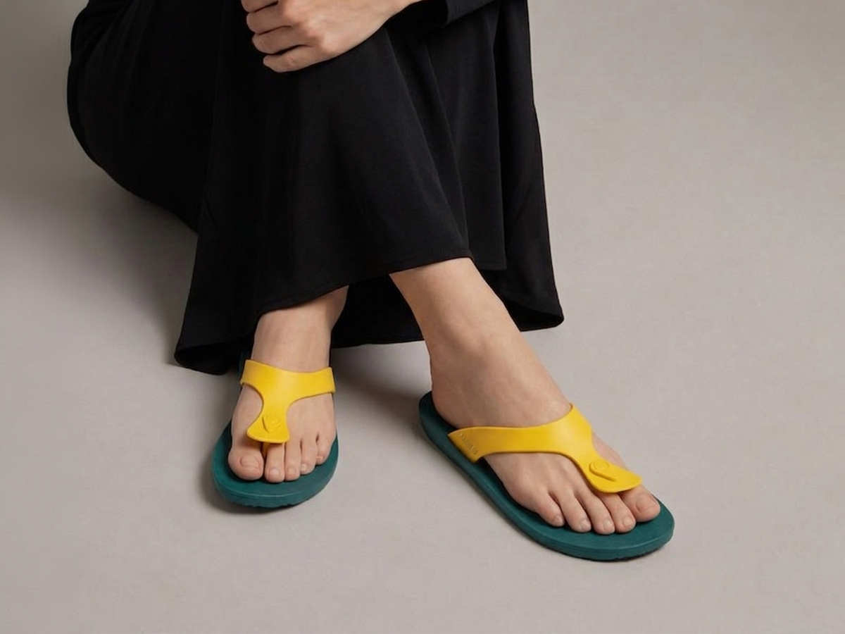 Candy Green Sole Yellow Strap