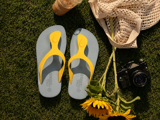 Candy Grey Sole Yellow Strap