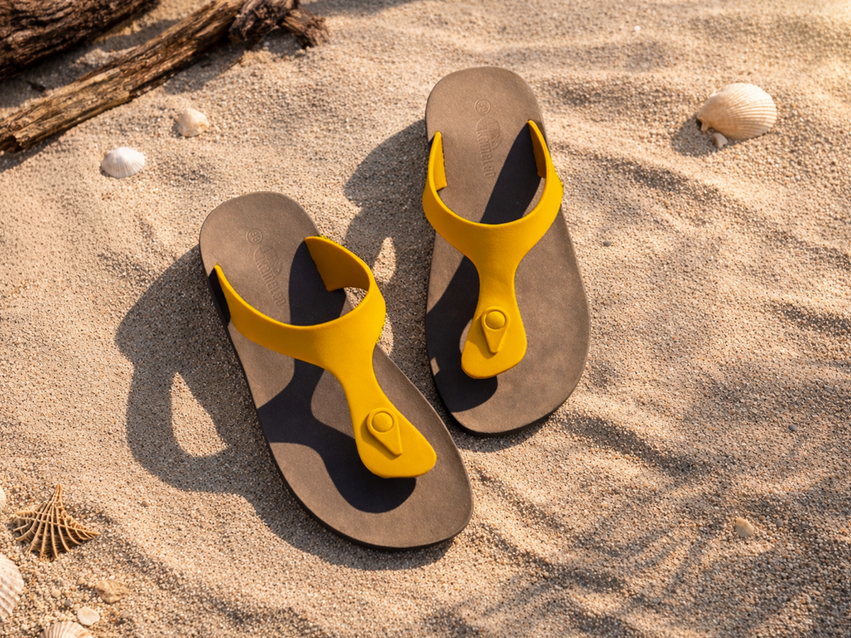 Candy Brown Sole Yellow Strap